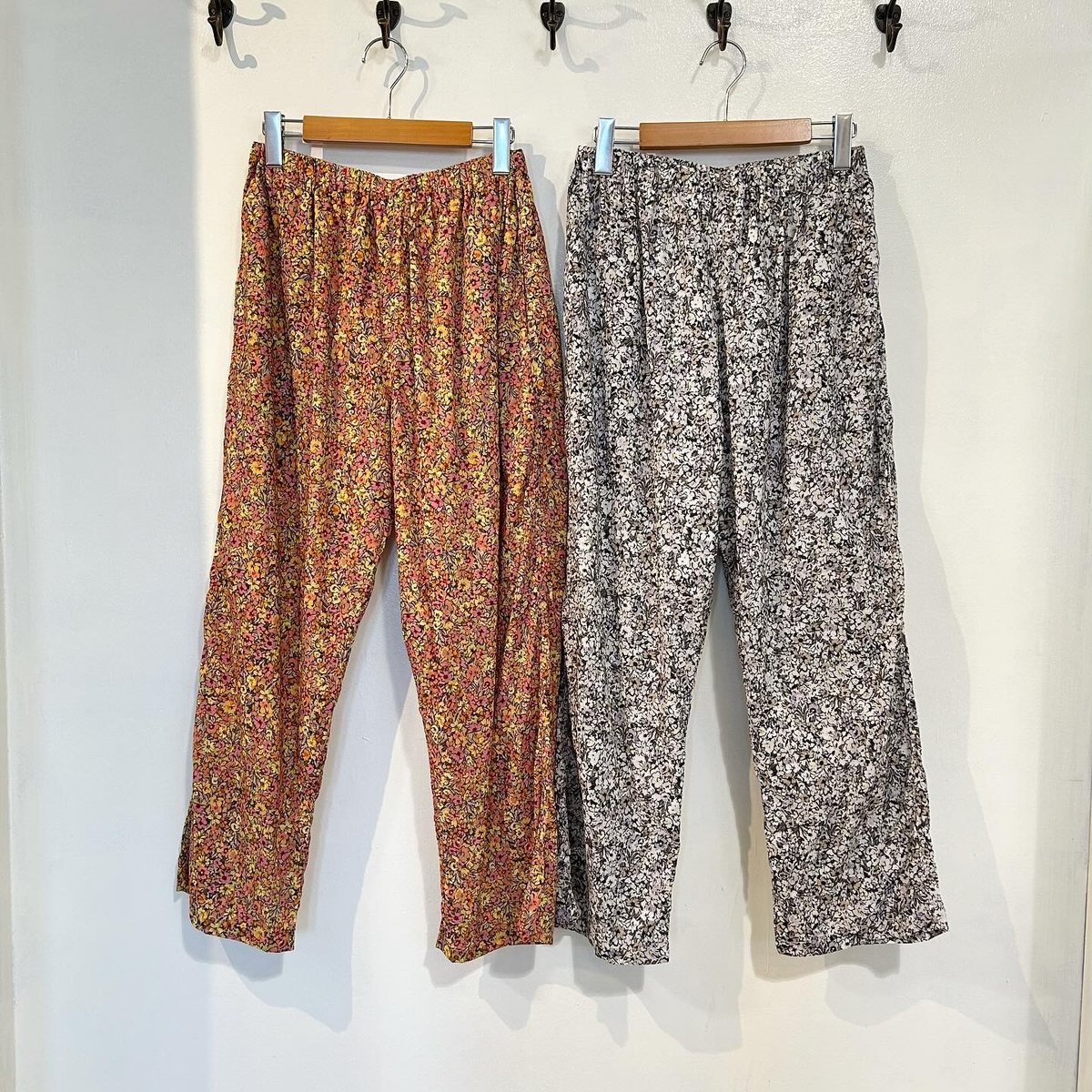 ichi イチ Drawing FLOWER Relax Pants