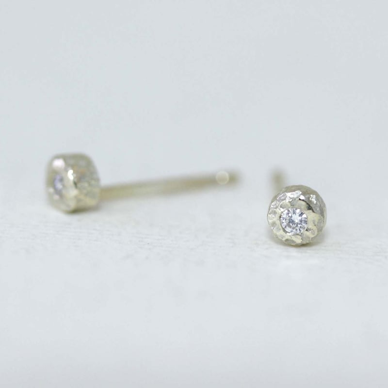 K10YG ダイヤモンド 0.02ct ピアス | erudo's STORE K10YG ダイヤモンド 0.02ct ピアス | erudo's STORE
