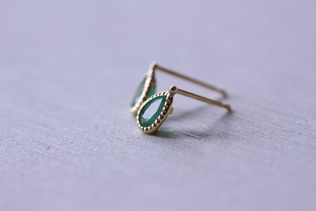 k18YGエメラルドピアス　新品未使用品 K18YG エメラルド ピアス|festaria Online Shop(フェスタリア