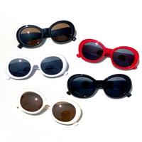 【5colors】オーバルサングラス/UV99%cut/Ladies'・Men's  <No.2975>PU leather case