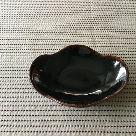 杉本寿樹　飴釉　木瓜皿(大)