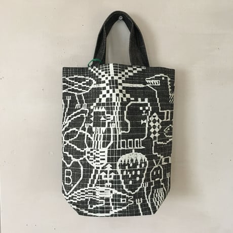 BeBe　チチカステナンゴ　定番TOTE