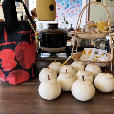 黄色い鳥器店