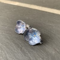 紫陽花と雨雫vintage blueイヤリング/ピアス