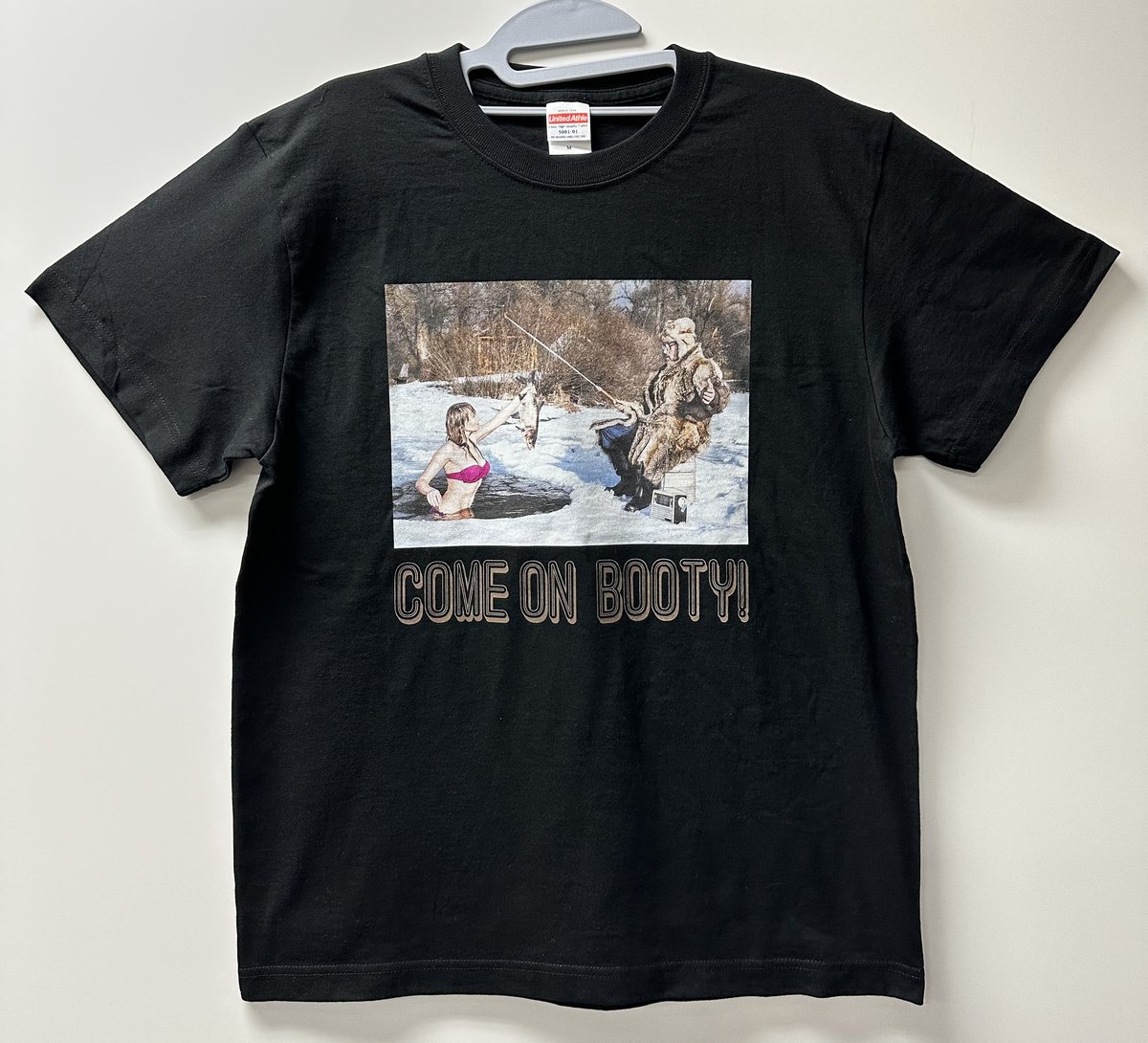 BOOTY CALL TOUR Tシャツ | RED BAT