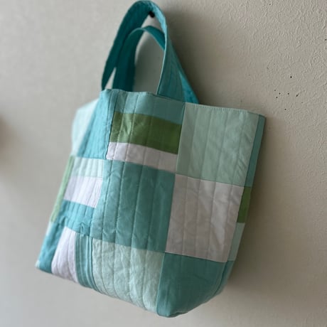 xxxxxページ 春色スーちゃんトートバッグ　パッチワーク xxxxxページ 春色スーちゃんトートバッグ パッチワーク xxxxxページ