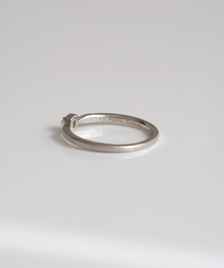 One of kind / Natural Diamond Ring ＜Pt＞ -  R171PT