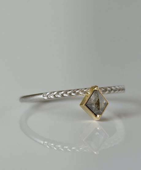 One of a kind / Diamond Ring ＜PT950, K18YG＞ - R228C