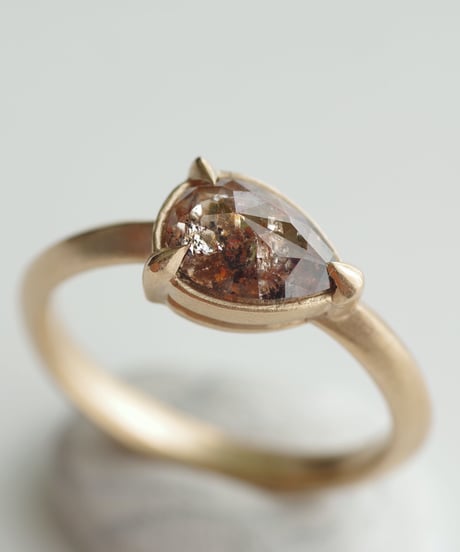 One of kind / Diamond Ring ＜K18YG＞ -R1050CYG
