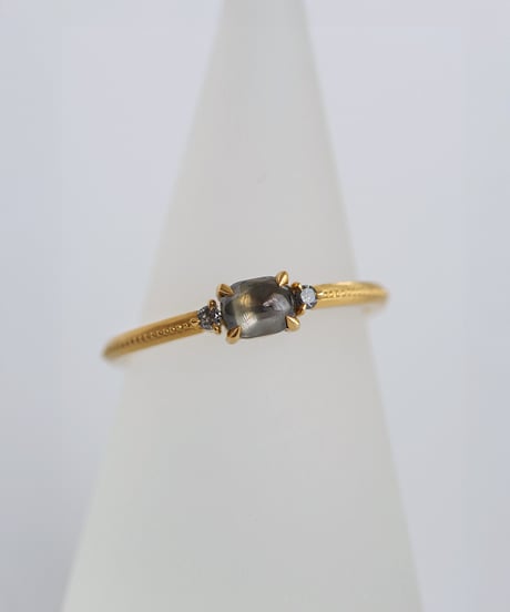 One of kind / Cabochon Diamond ring ＜K18YG＞ - R403YG/CB