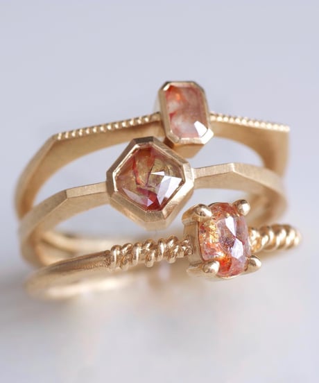 One of a kind / Diamond Ring ＜K18YG＞ - R395C