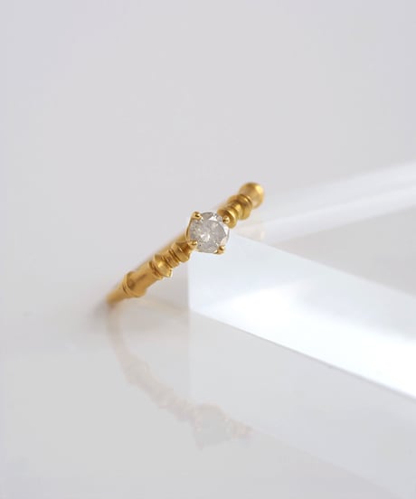 One of kind / Natural Diamond ring ＜K18YG＞ - R289YG