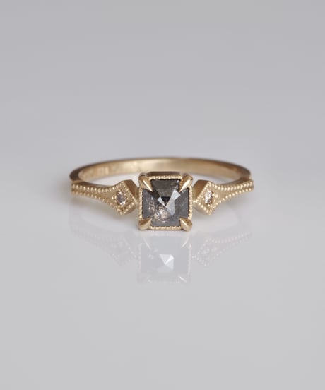 One of kind / Diamond Ring ＜K18YG＞ -R620CYG
