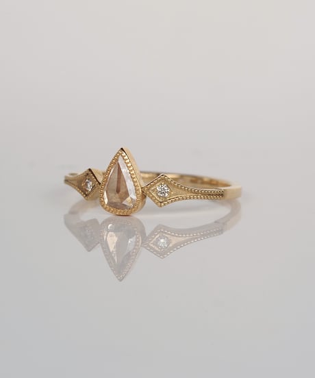 One of kind / Natural Diamond Ring ＜K18YG＞ - R284YG