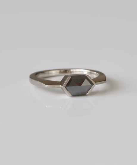 One of a kind / Diamond Ring ＜K18WG＞ - R888CWG