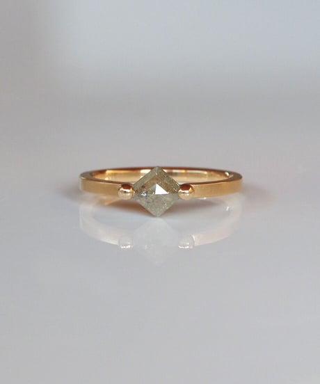One of kind / Diamond Ring ＜K18YG＞ -R650CYG