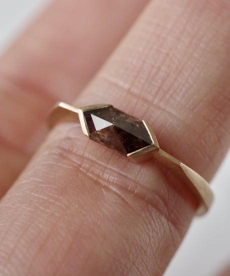 One of kind / Diamond Ring ＜K18YG＞ -R640C