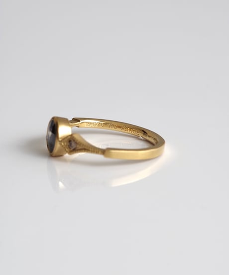 One of kind / Natural Diamond Ring ＜K18YG＞ -  R575YG