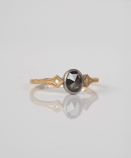 One of kind / Natural Diamond Ring ＜K18YG/Pt＞ - R658YGPT