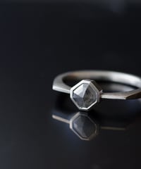 One of kind / Diamond Ring ＜Pt900＞ -R556CPT