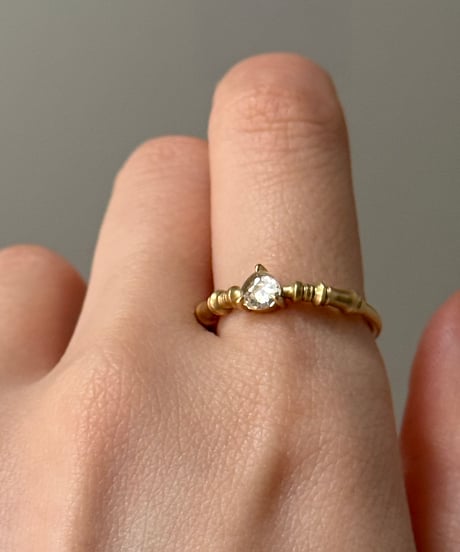 One of kind / Natural Diamond Ring ＜K18YG＞ - R392YG