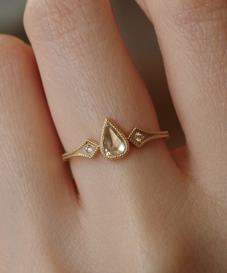 One of kind / Natural Diamond Ring ＜K18YG＞ - R284YG