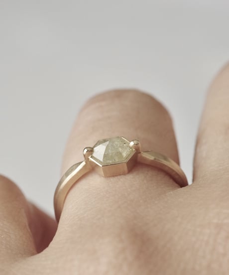One of kind / Diamond Ring ＜K18YG＞ - R885CYG