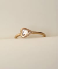 One of kind / Natural Diamond Ring ＜K18YG＞ - R220YG
