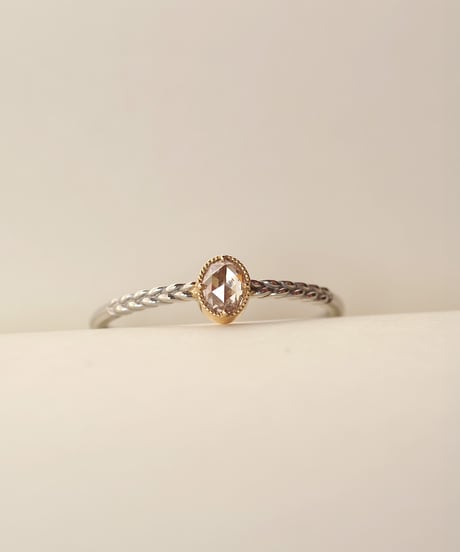 One of kind / Natural Diamond Ring ＜Pt/K18YG＞ - R222PTYG