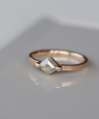 One of kind / Diamond Ring ＜K18YG＞ -R650CYG