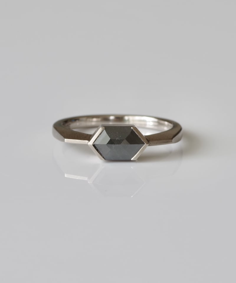 One of a kind / Diamond Ring ＜K18WG＞ - R888CWG