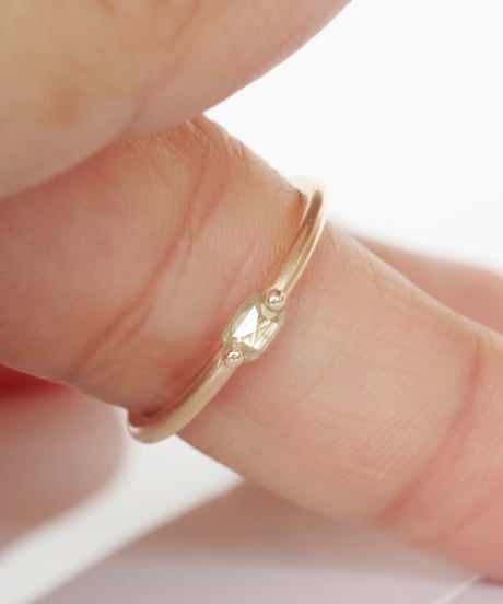 One of kind / Natural Diamond Ring ＜K18YG＞ - R163YG