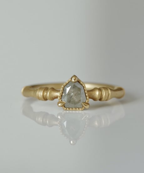 One of a kind / Diamond Ring ＜K18YG＞ - R621C