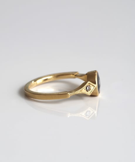 One of kind / Natural Diamond Ring ＜K18YG＞ -  R575YG