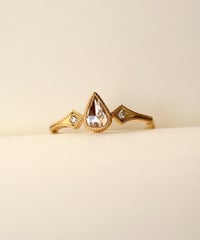 One of kind / Natural Diamond Ring ＜K18YG＞ - R284YG
