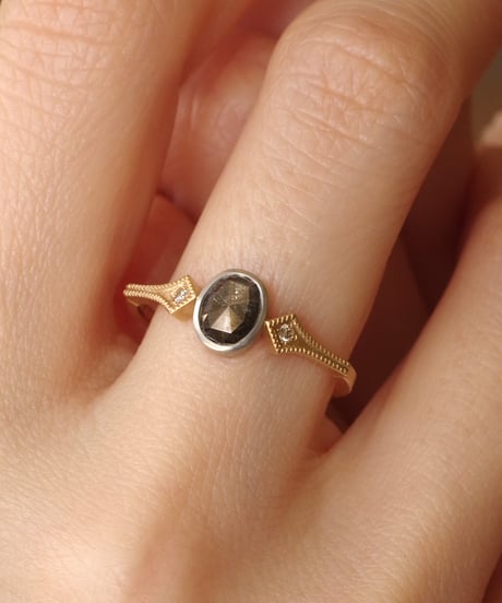 One of kind / Natural Diamond Ring ＜K18YG/Pt＞ - R658YGPT
