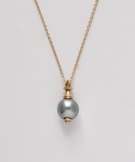 One of a kind / Spindle series longchain pendant in South sea pearl - Bluegray ＜K18YG＞