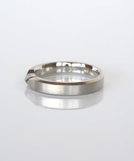 One of kind / Natural Diamond Ring ＜Pt＞ - R218PT
