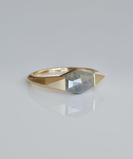 One of kind / Diamond Ring ＜K18YG＞ -R1290CYG