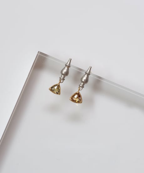 One of a kind / Natural DIAMOND earrings ＜K18YG＞ - ESDPTYG/TRI