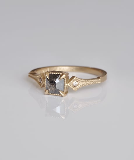 One of kind / Diamond Ring ＜K18YG＞ -R620CYG