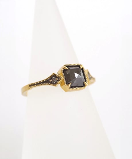 One of kind / Black Diamond ring ＜K18YG＞ - R1320YG