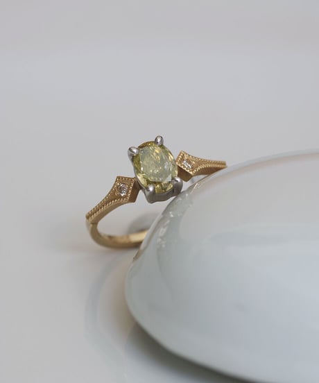 One of kind / Diamond Ring ＜K18YG,Pt900＞ -R984CYGPT