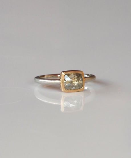 One of kind / Diamond Ring ＜Pt900,K18YG＞ -R1084CPTYG