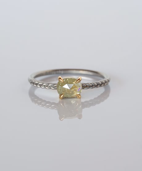 One of kind / Natural Diamond Ring ＜Pt / K18YG＞ - R820PTYG