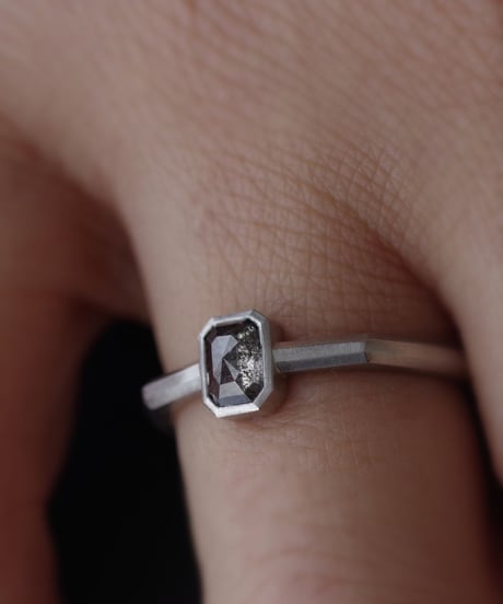 One of kind / Diamond Ring ＜PT＞ -R520CPT