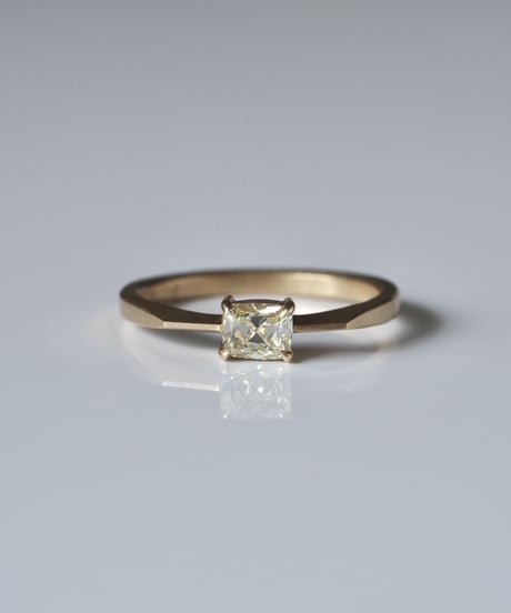One of kind / Diamond Ring ＜K18YG＞ -R390CYG