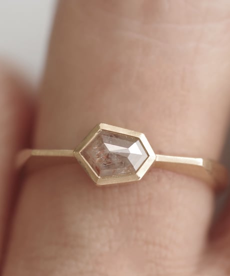 One of a kind / Diamond Ring ＜K18YG＞ - R488C