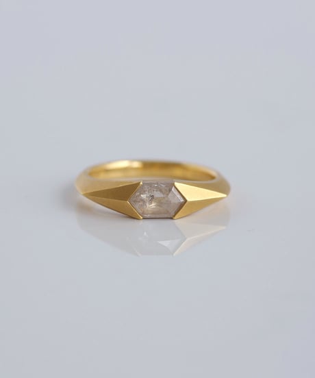 One of kind / Natural color Diamond ring ＜K18YG＞ - R493YG