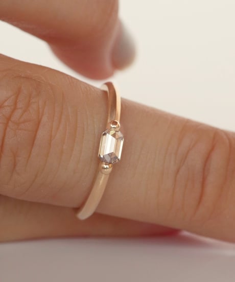 One of kind / Diamond Ring ＜K18YG＞ - R380CYG
